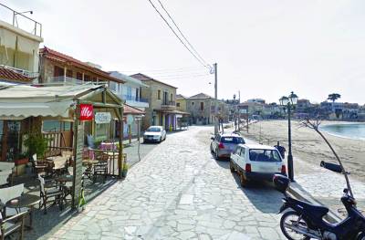 Ελλειψη χώρων στάθμευσης στη Μάνη