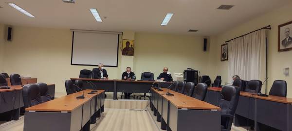 Δεν κατάφερε να συνεδριάσει το Δημοτικό Συμβούλιο Τριφυλίας