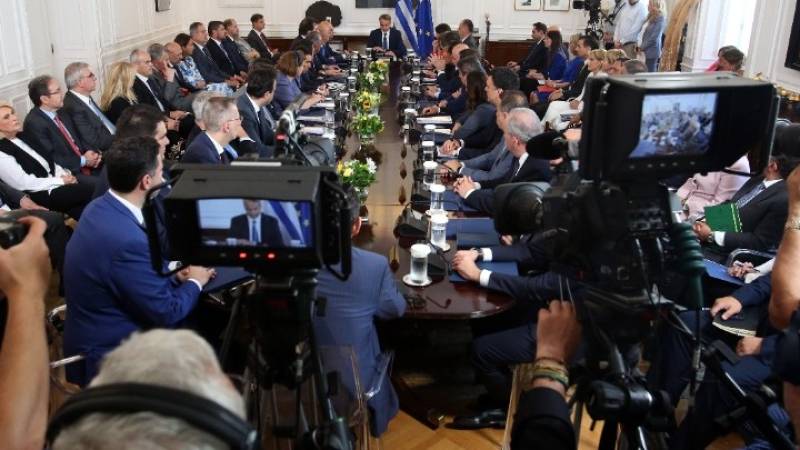 Μητσοτάκης: Είμαστε υπηρέτες όλων των πολιτών - Αντίπαλός μας τα προβλήματα (βίντεο)