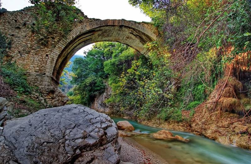 Προτάσεις του Εμπορικού Κυπαρισσίας για τη Νέδα