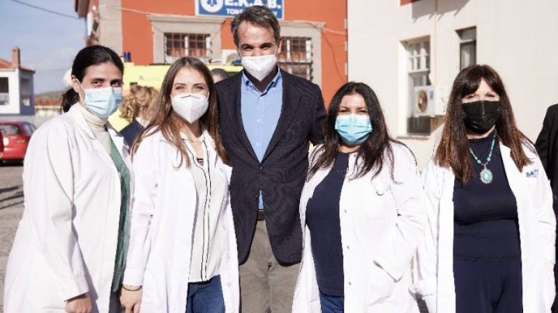 Μητσοτάκης από Λήμνο: Aπό τους διασωληνωμένους το 86% είναι ανεμβολίαστοι