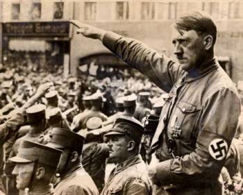 Χίτλερ: Ο μετρ της φοροδιαφυγής