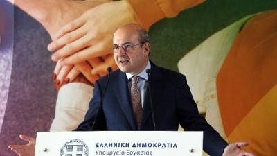 Χατζηδάκης: Το μεγάλο πρόβλημα των ληξιπρόθεσμων κύριων συντάξεων φτάνει σταδιακά στο τέλος του
