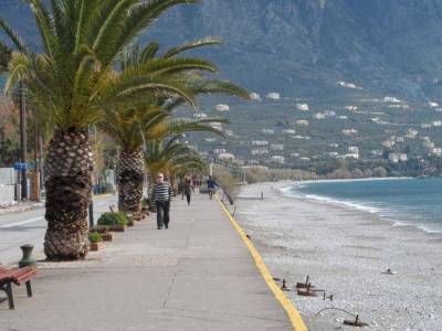 Να αποφασίσουν οι πολίτες για την κίνηση στη Ναυαρίνου