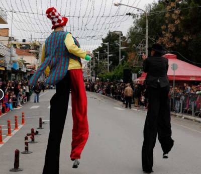 Στολίζεται η Μεσσήνη
