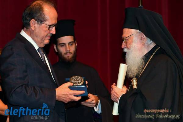 Θερμή υποδοχή του Αρχιεπισκόπου Αναστασίου στην Καλαμάτα (βίντεο-φωτογραφίες)