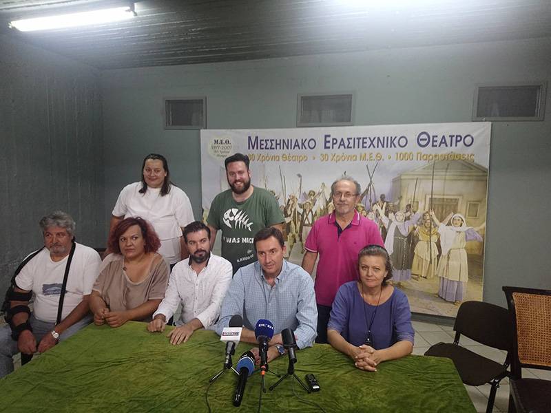 Πρεμιέρα αύριο για τους «Βρικόλακες» του Iψεν από την Μικρή Σκηνή του ΜΕΘ