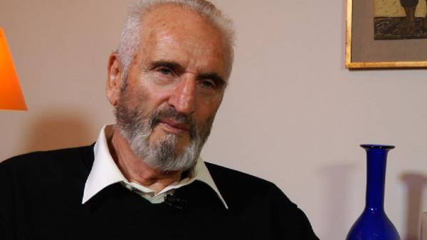 Κατέρρευσε μετά την παράσταση ο Νικήτας Τσακίρογλου