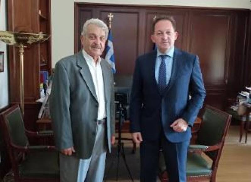 Γιαννημάρας σε Πέτσα για τα έργα της Δυτικής Μάνης