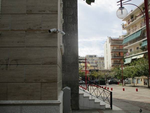 Κάμερες στους Ταξιάρχες