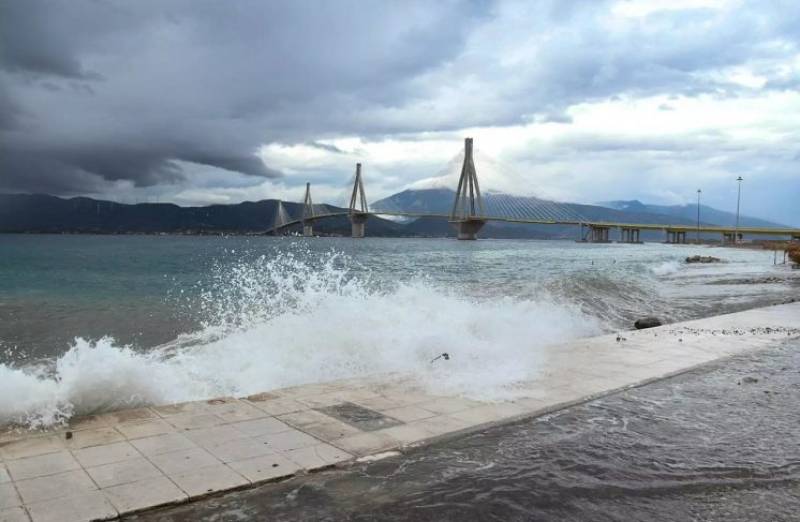 Σε 24ωρη επιφυλακή και επιχειρησιακή ετοιμότητα έχει τεθεί η Πολιτική Προστασία του Δήμου Πατρέων