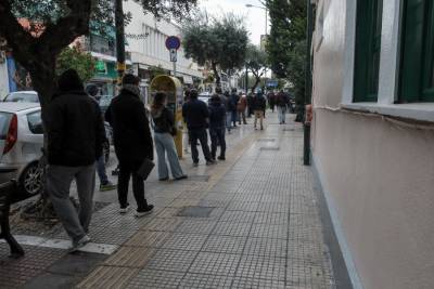 ΚΙΝΑΛ: Προτείνει μέτρα για να μπει τέλος στις ουρές και την ταλαιπωρία