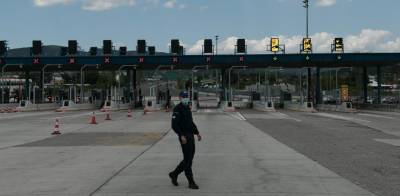 Μέγαρο Μαξίμου: «Γολγοθάς» έως το Πάσχα η απόφαση για τη μετακίνηση εκτός νομού