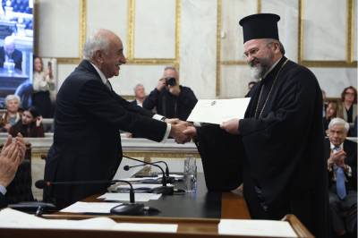 Το πνεύμα των Χριστουγέννων: Ζωντανή πρόσκληση για ανανέωση ζωής και νοοτροπίας