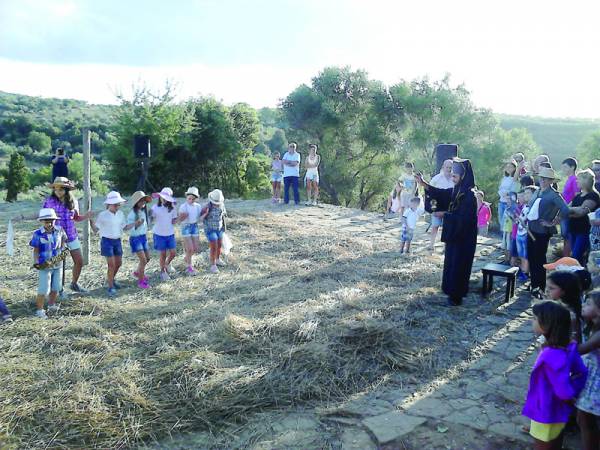 Παραδοσιακό αλώνισμα στα Φιλιατρά