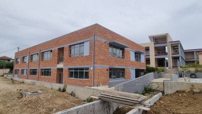 Ετοιμο τη νέα σχολική χρονιά το κτήριο του Γυμνασίου – Λυκείου Κορώνης (βίντεο)