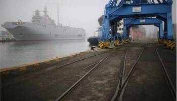 Μόσχα προς Παρίσι: Φέρτε πίσω τα χρήματα που δώσαμε για τα Mιστράλ