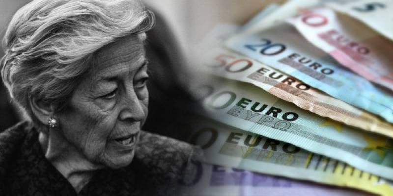 Συντάξεις χηρείας: Αναστέλλονται οι μειώσεις για ένα μήνα - Επιστροφή φόρων