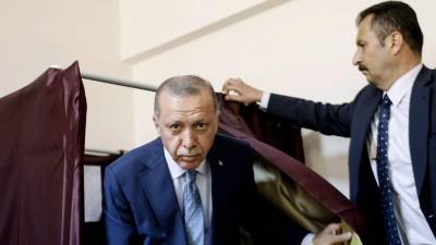 New York Times: Η απάντηση της επιθετικότητας του Ερντογάν βρίσκεται στο εσωτερικό