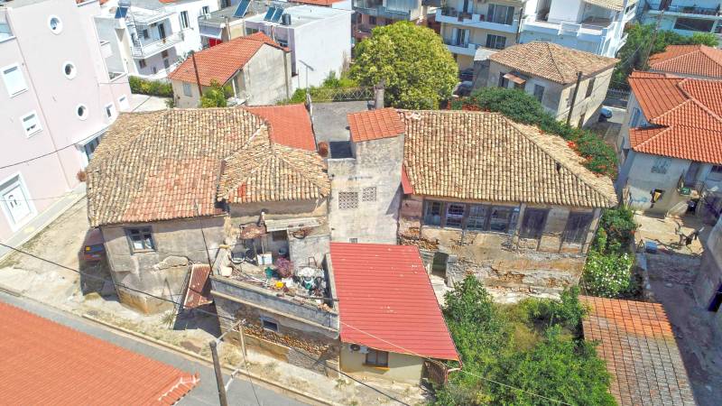 Τα ξυλόπηκτα σπίτια των Φιλιατρών σε ντοκιμαντέρ