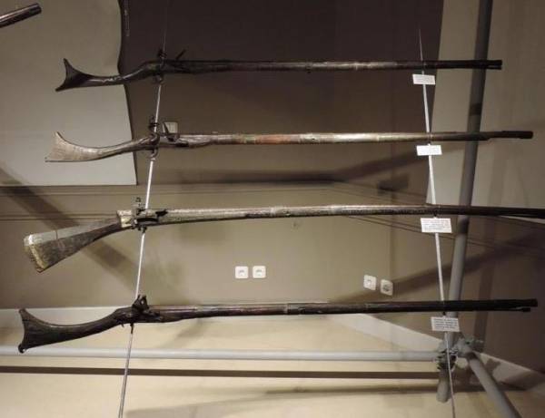 Εγκαινιάζεται έκθεση με όπλα της Επανάστασης