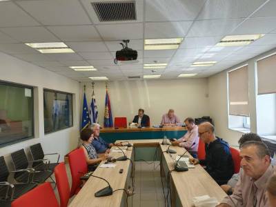 Δημοτική Επιτροπή Καλαμάτας: Διαφωνία της αντιπολίτευσης για τη σύμβαση με “Πάρνωνα”