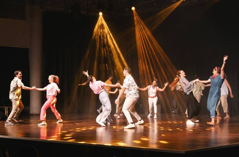 Παράσταση της σχολής χορού "Vive Bailando"