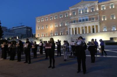 Διαμαρτυρία vegan στο Σύνταγμα εναντίον του σουβλίσματος το Πάσχα