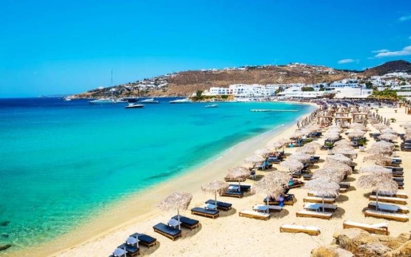 ΣτΕ: Δεν μειώνει τα αυξημένα τέλη παραχώρησης αιγιαλού που επέβαλε ο Δήμος Μυκόνου