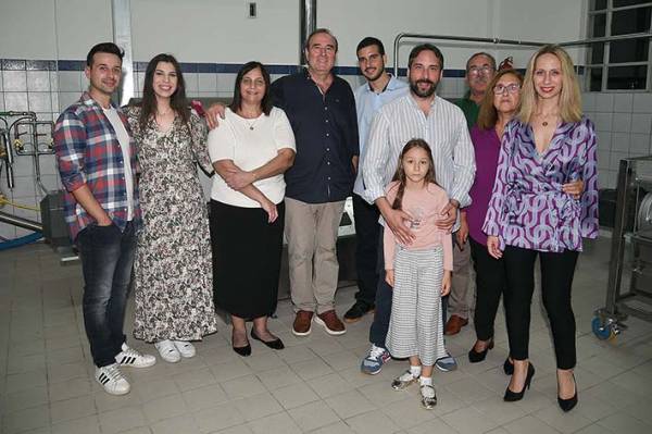 Οικογένεια Πετρόπουλου: Εκσυγχρονισμένο ελαιοτριβείο κάτω από το Κάστρο Καλαμάτας (φωτογραφίες)