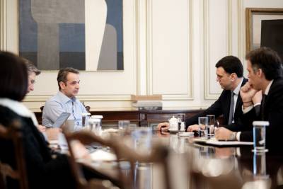 Η οικονομία παραμένει το μεγάλο πρόβλημα