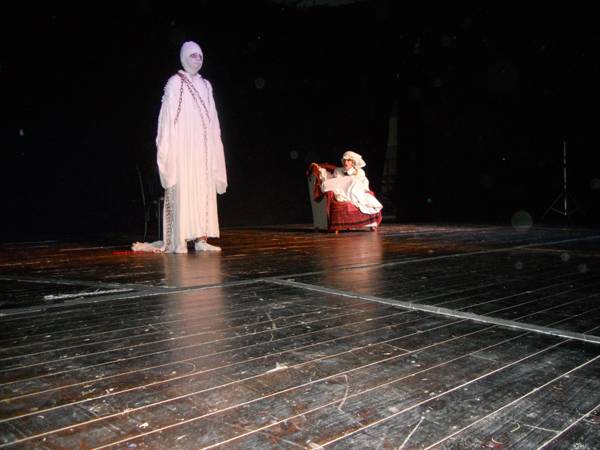 Μαθήματα θεατρικής αγωγής για ενήλικες από την Πειραματική Σκηνή