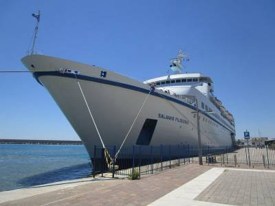 Το κρουαζιερόπλοιο "Salamis Flloxenia" στην Καλαμάτα