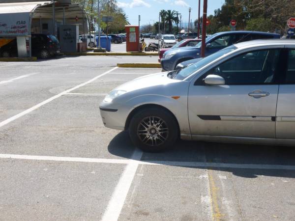 Μάκαρης: "Αναχρονιστικό το σύστημα στο πάρκινγκ"