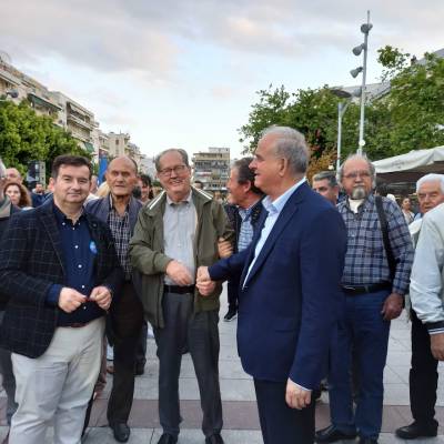 Σε γνώριμα λημέρια και  σε αχαρτογράφητα νερά