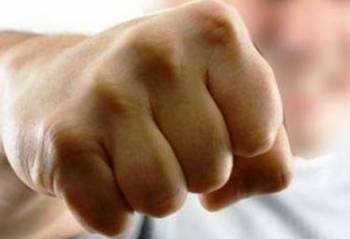 Ρουμάνος συνελήφθη για ξυλοδαρμό Σενεγαλέζου στο Γεράκι Λακωνίας