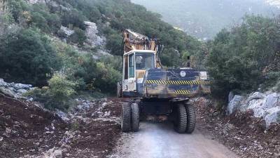 Εργα βελτίωσης αγροτικής οδοποιίας στο Δήμο Καλαμάτας