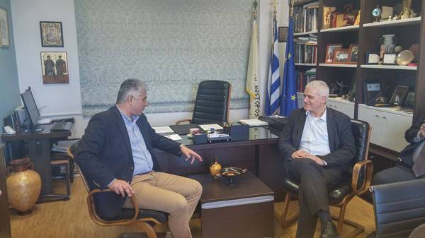 "Σιγή ιχθύος" για το δρόμο Καλαμάτα - Ριζόμυλος - Πύλος από Κουίκ και Τσιρώνη