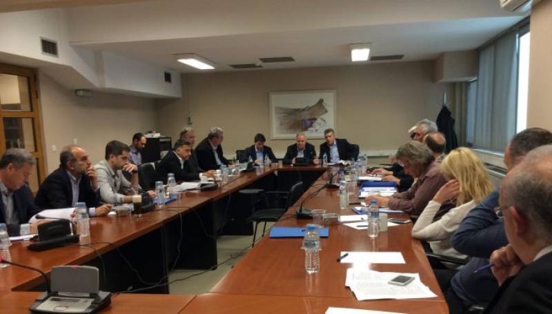 Στην ΕΝΠΕ πήγε τους &quot;κοριούς” της Π.Ε. Μεσσηνίας ο Πατσαρίνος