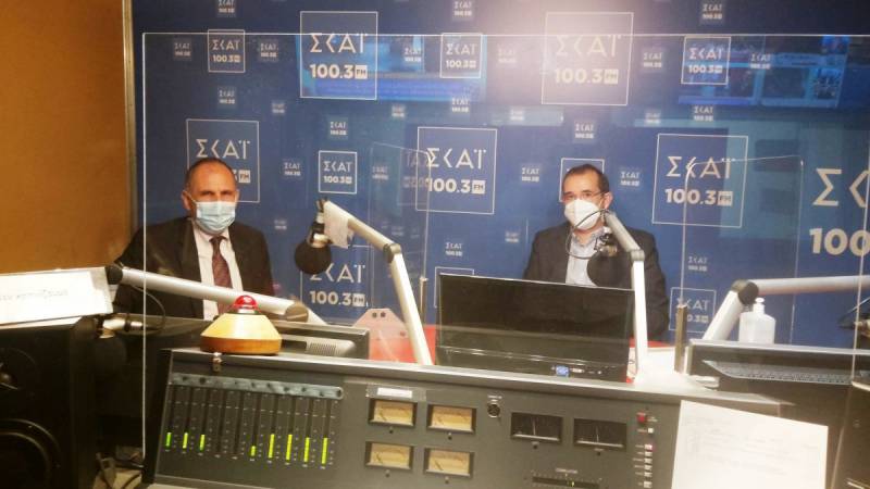 Γεραπετρίτης: Εξετάζεται άνοιγμα λιανεμπορίου, λυκείων και διαδημοτικές μετακινήσεις