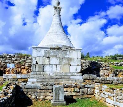 Στέγαστρο Γυμνασίου στην Αρχαία Μεσσήνη