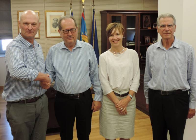 Απόγονος Αυστραλού βετεράνου της Μάχης της Καλαμάτας στο δήμαρχο