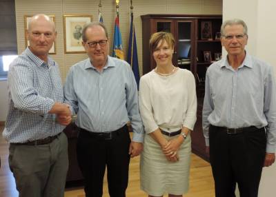 Απόγονος Αυστραλού βετεράνου της Μάχης της Καλαμάτας στο δήμαρχο