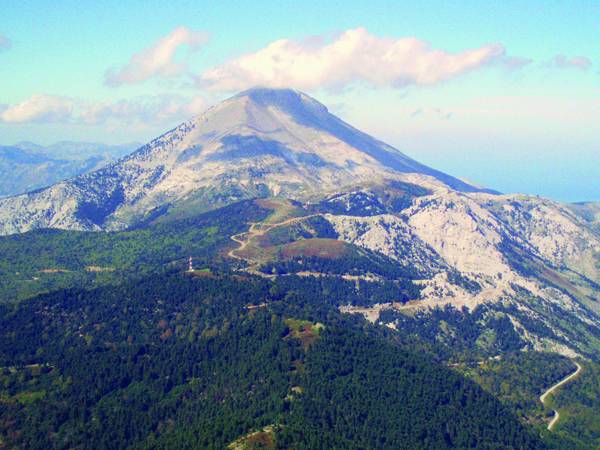 Στο όρος Δίρφυς ο Ορειβατικός Καλαμάτας