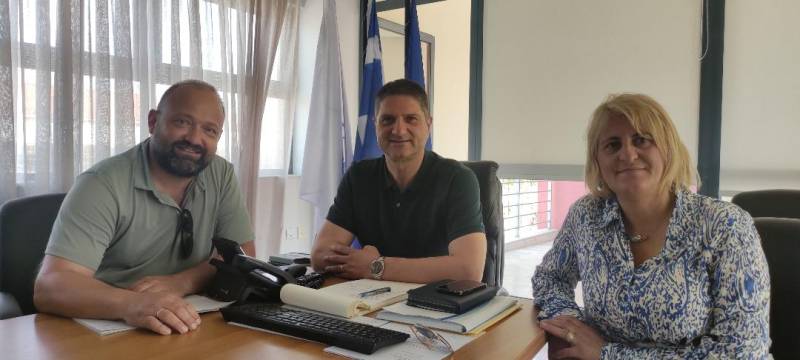 Τιμώμενος ο Πάνος Σόμπολος στα 50+1 χρόνια της Δημόσιας Βιβλιοθήκης Πεταλιδίου