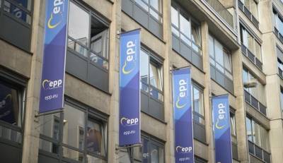 Εφοδος της αστυνομίας στα κεντρικά γραφεία του ΕΛΚ στις Βρυξέλλες
