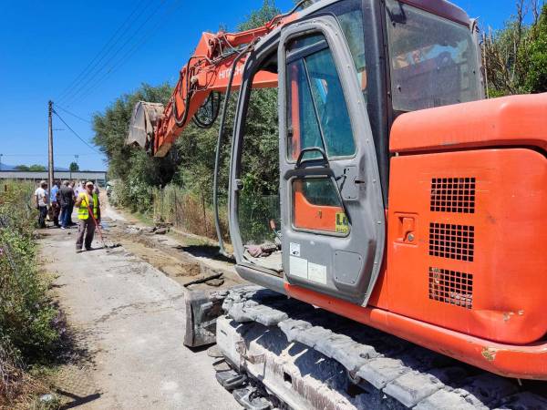 Από τη Μικρομάνη ξεκίνησαν τα έργα αποχέτευσης