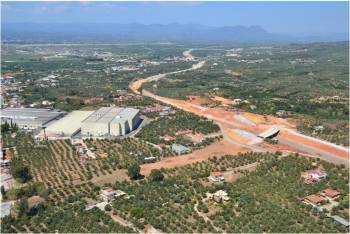 Εντυπωσιακές αεροφωτογραφίες από τον περιφερειακό της Καλαμάτας