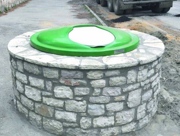 Νέοι υπόγειοι κάδοι στην Καλαμάτα