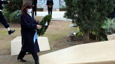 Κατερίνα Σακελλαροπούλου: Το Ολοκαύτωμα μας αφορά όλους, όχι μόνο τον εβραϊκό λαό